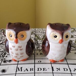 Vintage Little Owl Couple Salt & Pepper Shaker Set